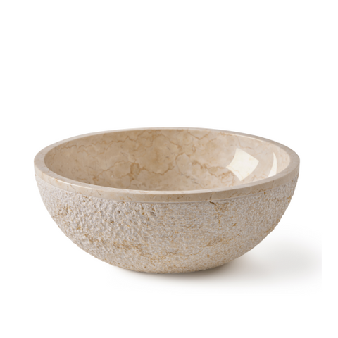 Ronde beige natuurstenen waskom 40x40x15cm met gepolijste binnenzijde en gehamerde buitenzijde vooraanzicht op witte achtergrond