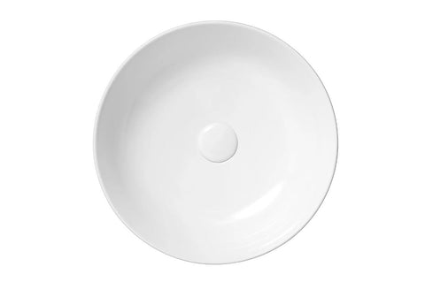 Ronde witte keramische opbouwwaskom in packshotweergave met gladde afwerking en centrale afvoer voor een moderne badkamer